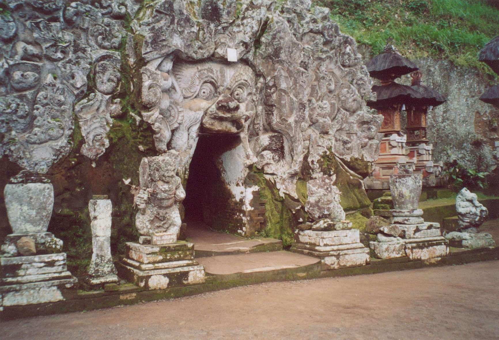 Elephant Cave, Goa Gajah