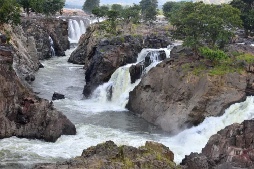 Hogenakkal Falls