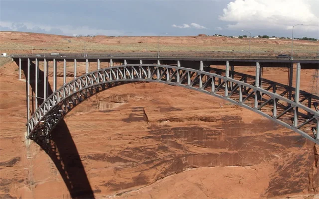 Old-Colarado-River-Bridge