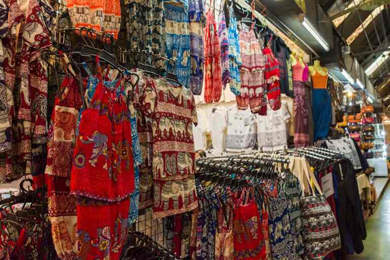 Top 10 Best Places for Shopping in Thailand for Cheap Clothes