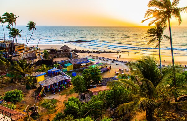 10 Famous Beaches in Goa for your next dazzling vacation!