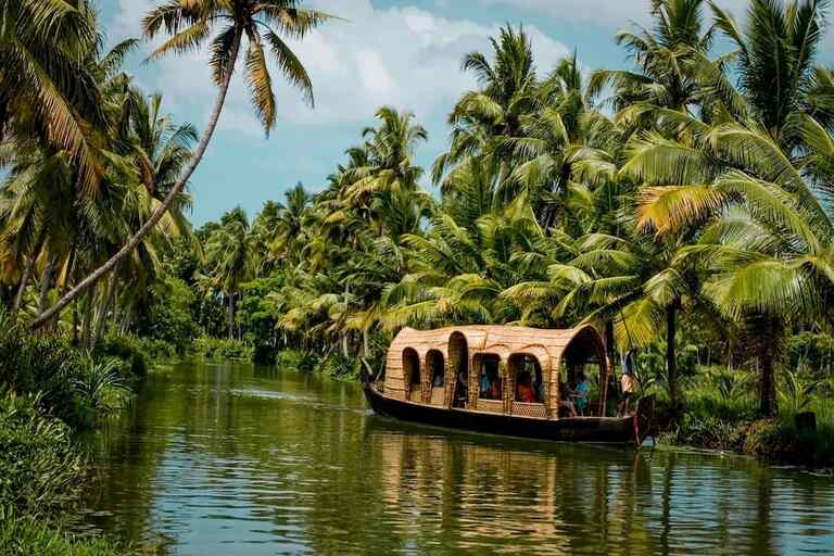 An Escape to God's Own Country - The Perfect 5 Days in Kerala