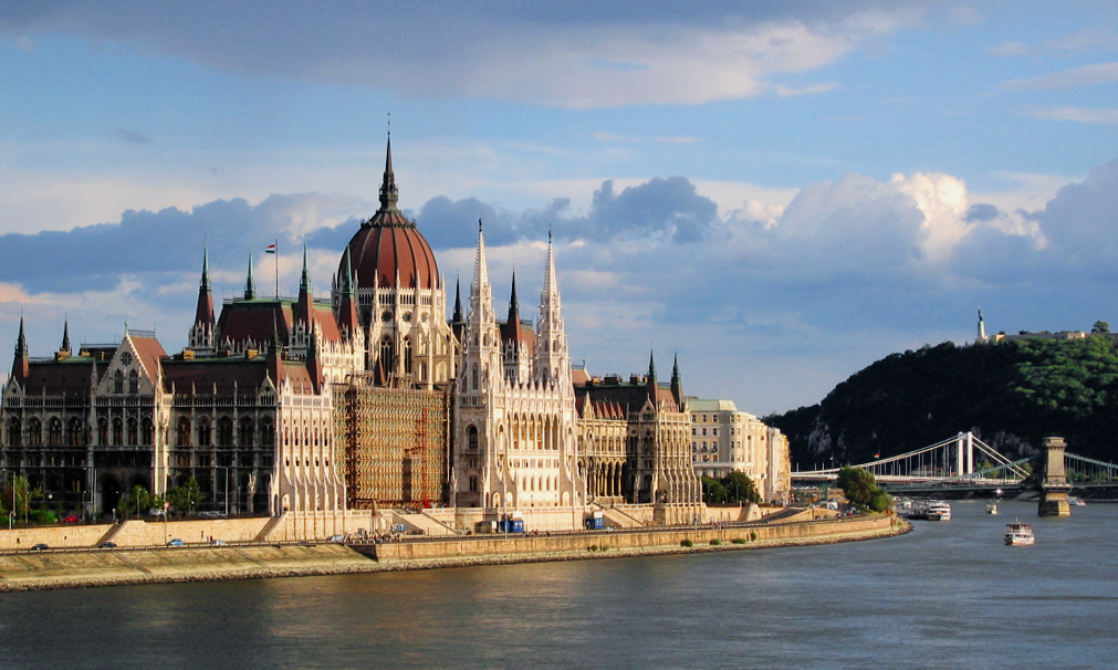 Budapest_Parlament_ArM