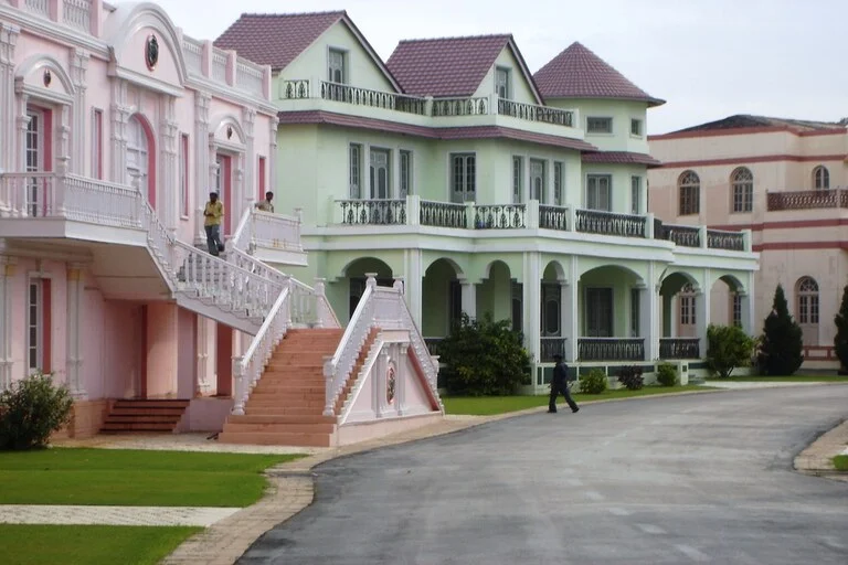 UK-Setting-inside-Ramoji-Film-City