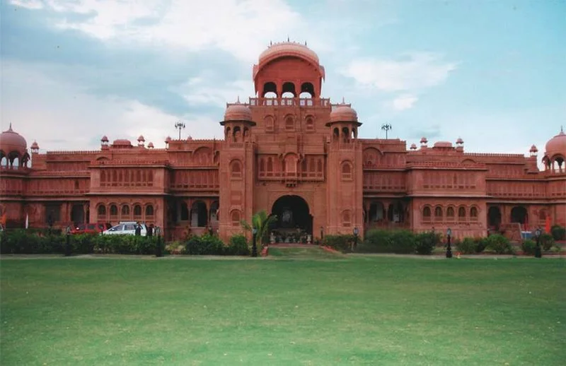 Why Stay at a Heritage Hotel Is a Must on a Rajasthan Trip