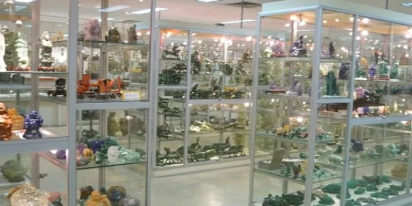 Everything Glitters At Singapore Gems Factory