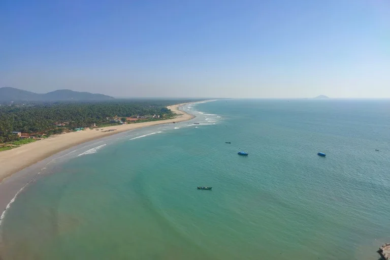 Murudeshwar Beach, Karnataka